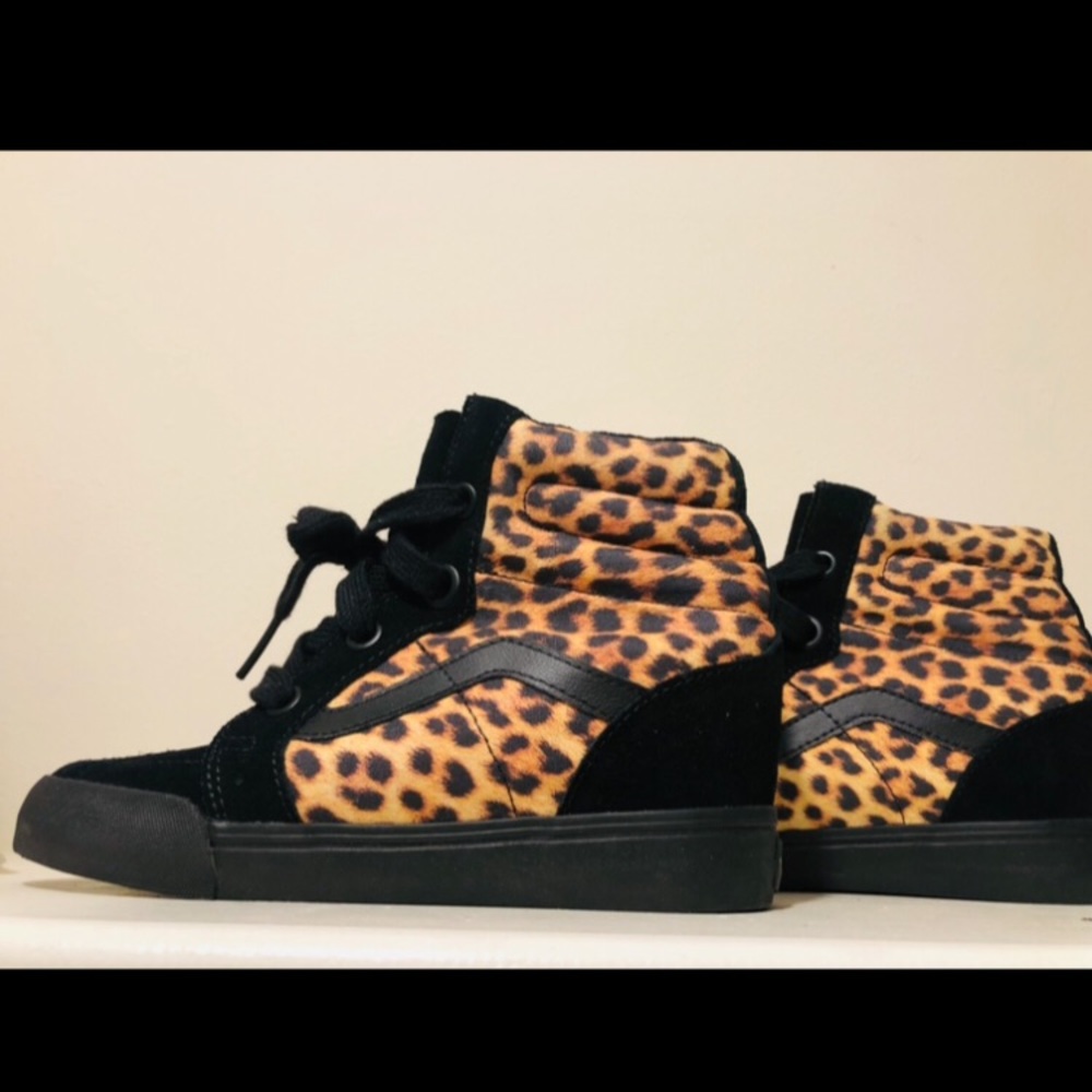 COPY - RARE LEOPARD VAN WEDGES